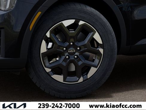 New 2026 Kia Sorento S FWD image 9