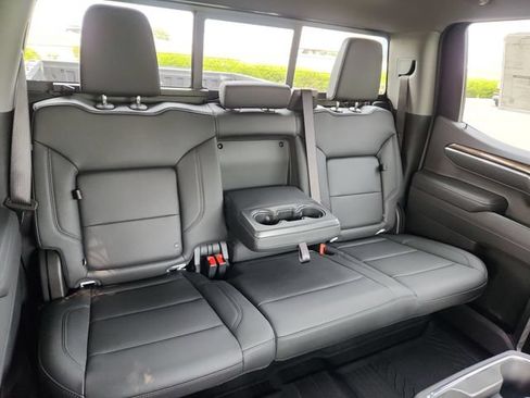 New 2026 Chevrolet Silverado 1500 RST AWD/4WD image 17