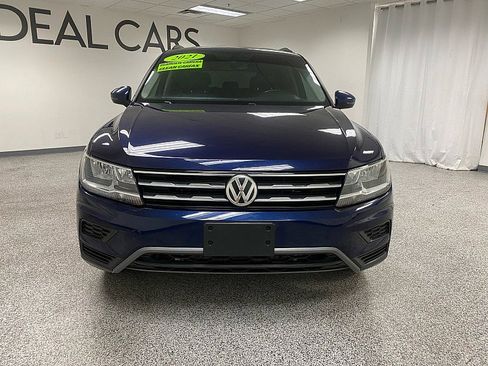 Used 2021 Volkswagen Tiguan S image 2