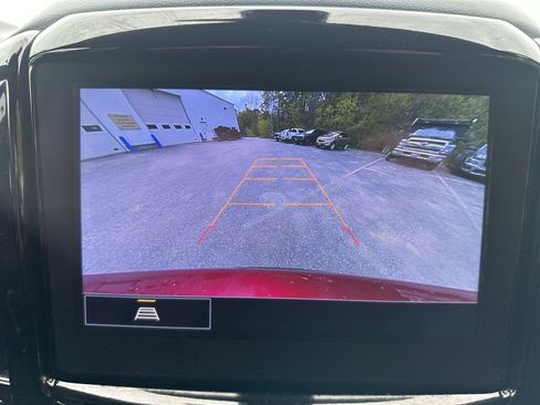 Used 2023 Chevrolet Traverse LT AWD/4WD image 20