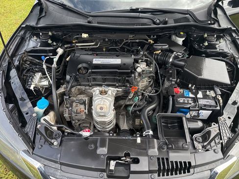 Used 2015 Honda Accord LX image 18