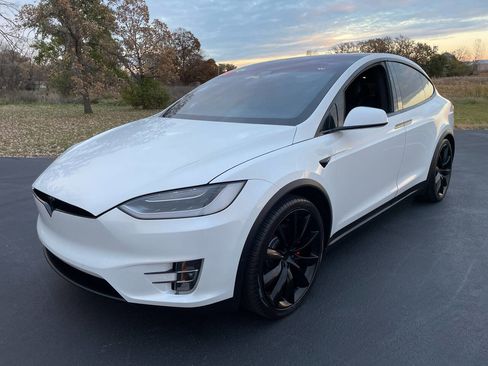 Used 2017 Tesla Model X P100D image 43