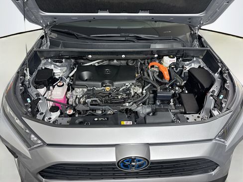 Certified 2022 Toyota RAV4 LE image 26