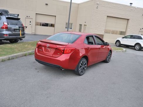 Used 2018 Toyota Corolla SE FWD image 6