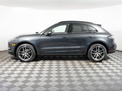 New 2026 Porsche Macan image 2