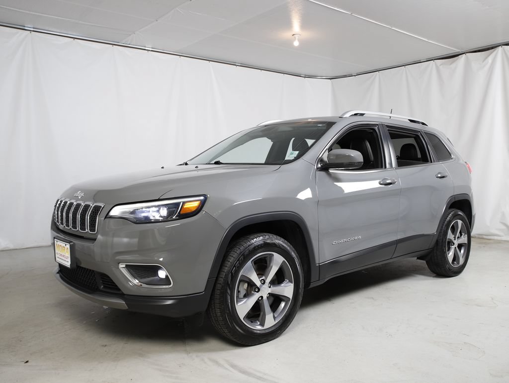 Used 2019 Jeep Cherokee Limited w/ Trailer Tow Group AWD/4WD image 25