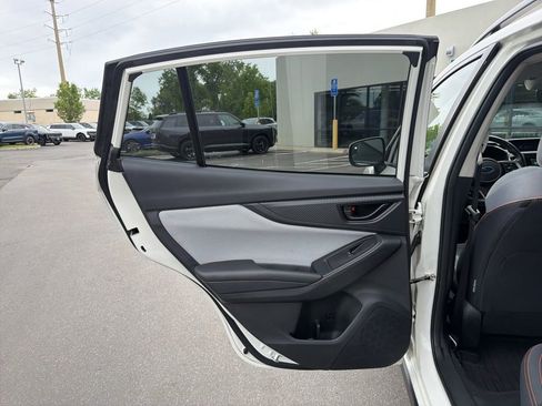 Used 2023 Subaru Crosstrek 2.0i Premium AWD/4WD image 17