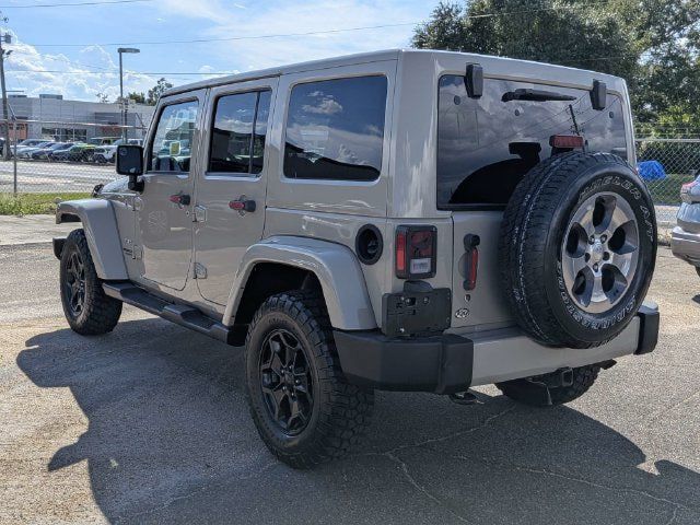 Used 2017 Jeep Wrangler Unlimited Sahara w/ Connectivity Group AWD/4WD image 6