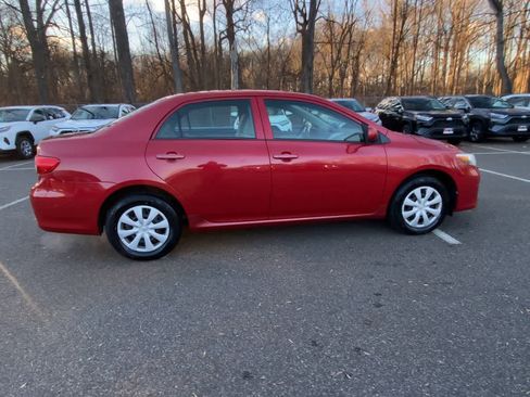 Used 2013 Toyota Corolla L image 17