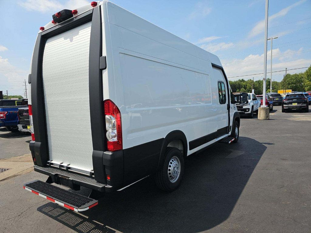 Used 2024 RAM ProMaster 3500 w/ Delivery Van Package FWD image 3