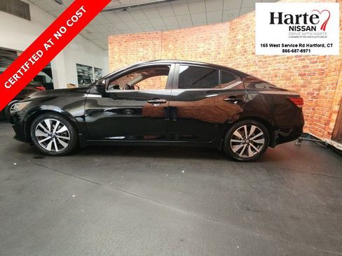Used 2021 Nissan Sentra SV w/ SV Premium Package image 7