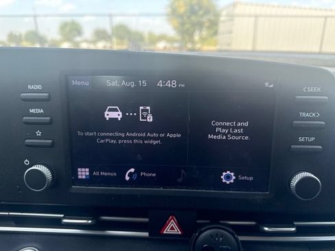 Used 2021 Hyundai Elantra SEL FWD image 12