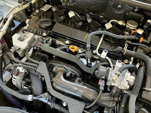 Certified 2024 Toyota Corolla SE image 28