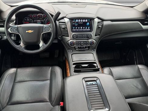 Used 2019 Chevrolet Tahoe Premier AWD/4WD image 11