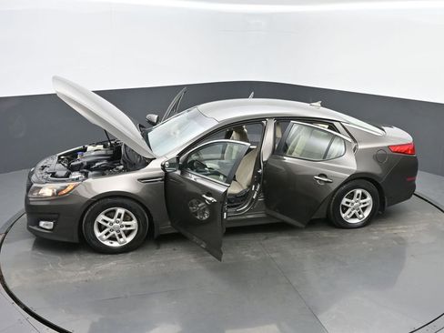 Used 2015 Kia Optima LX image 62