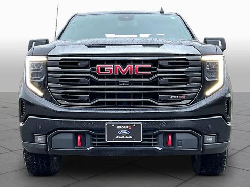 Used 2023 GMC Sierra 1500 AT4 w/ AT4 Premium Package image 4