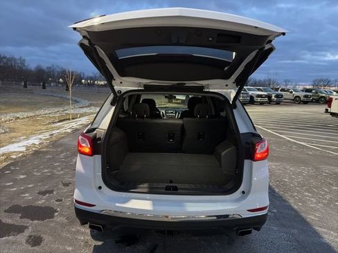 Used 2018 Chevrolet Equinox LT image 8