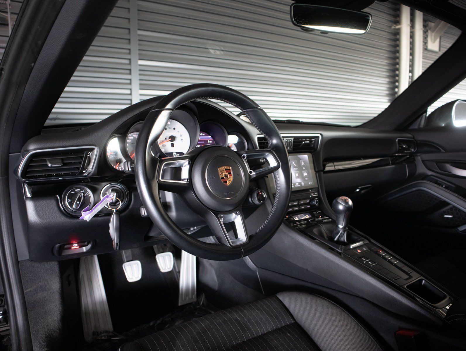 Certified 2018 Porsche 911 Carrera T RWD image 4