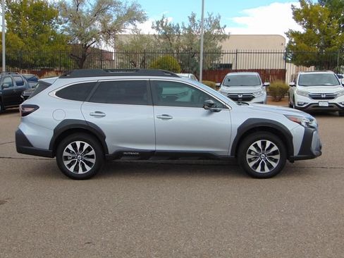 Certified 2024 Subaru Outback Limited XT AWD/4WD image 3