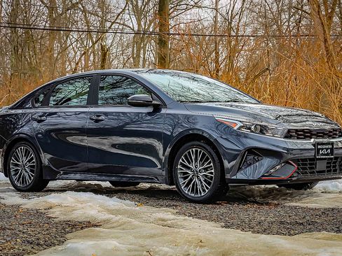 Certified 2023 Kia Forte GT-Line w/ GT-Line Premium Package image 19