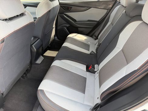Used 2018 Subaru Crosstrek 2.0i Premium AWD/4WD image 14