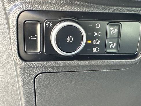 Used 2025 Ford Explorer Platinum w/ LUX Leather Package image 31