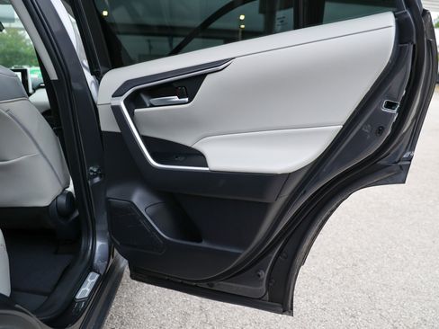 Certified 2025 Toyota RAV4 XLE Premium image 38