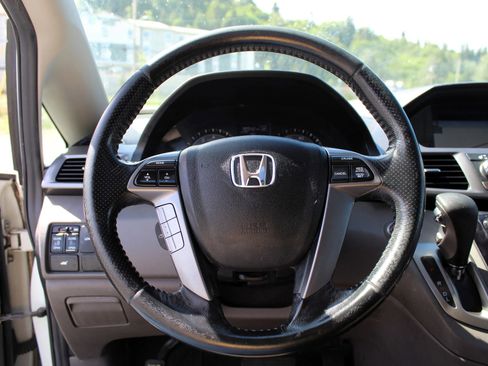 Used 2014 Honda Odyssey EX-L image 13
