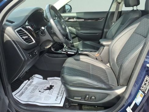Used 2021 Kia Seltos EX AWD/4WD image 19