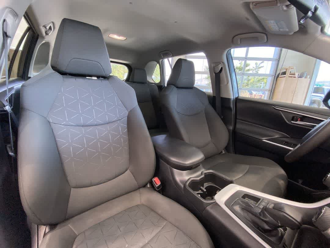 Used 2024 Toyota RAV4 XLE AWD/4WD image 26