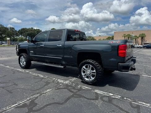 Used 2017 Chevrolet Silverado 2500 High Country w/ Duramax Plus Package AWD/4WD image 8