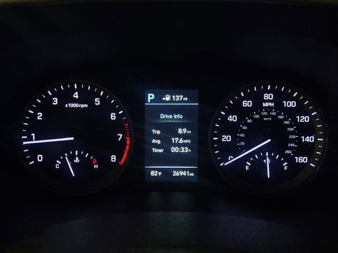 Used 2019 Hyundai Tucson Ultimate w/ Cargo Package AWD/4WD image 23