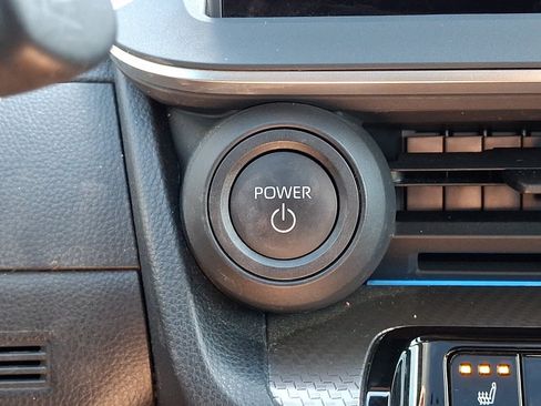 Used 2024 Toyota Prius XLE AWD/4WD image 23