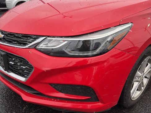 Used 2017 Chevrolet Cruze LT w/ Convenience Package image 9