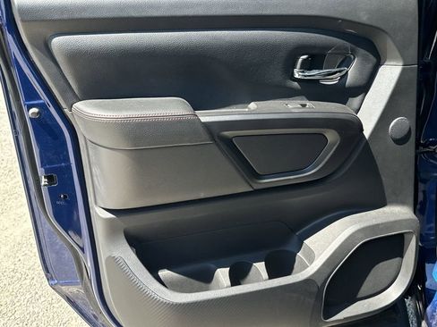 Used 2021 Nissan Titan PRO-4X w/ Pro-4x Convenience Package image 22