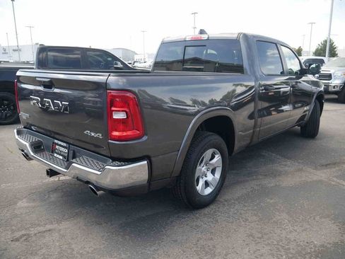 Used 2025 RAM 1500 Big Horn AWD/4WD image 23