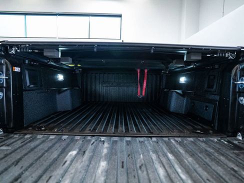 Certified 2025 Toyota Tacoma TRD Off-Road image 42