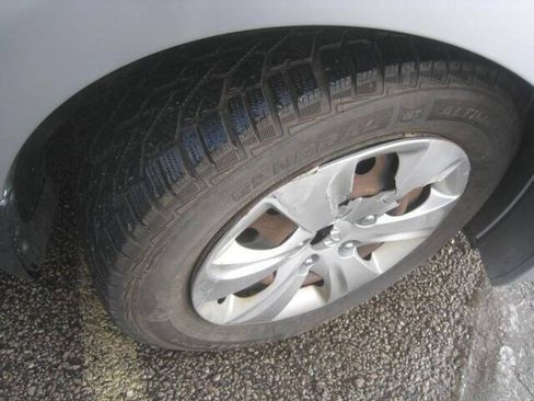 Used 2016 Hyundai Elantra SE FWD image 24