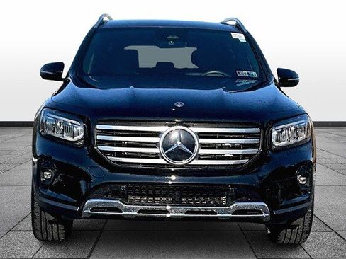 Certified 2025 Mercedes-Benz GLB 250 4MATIC image 2