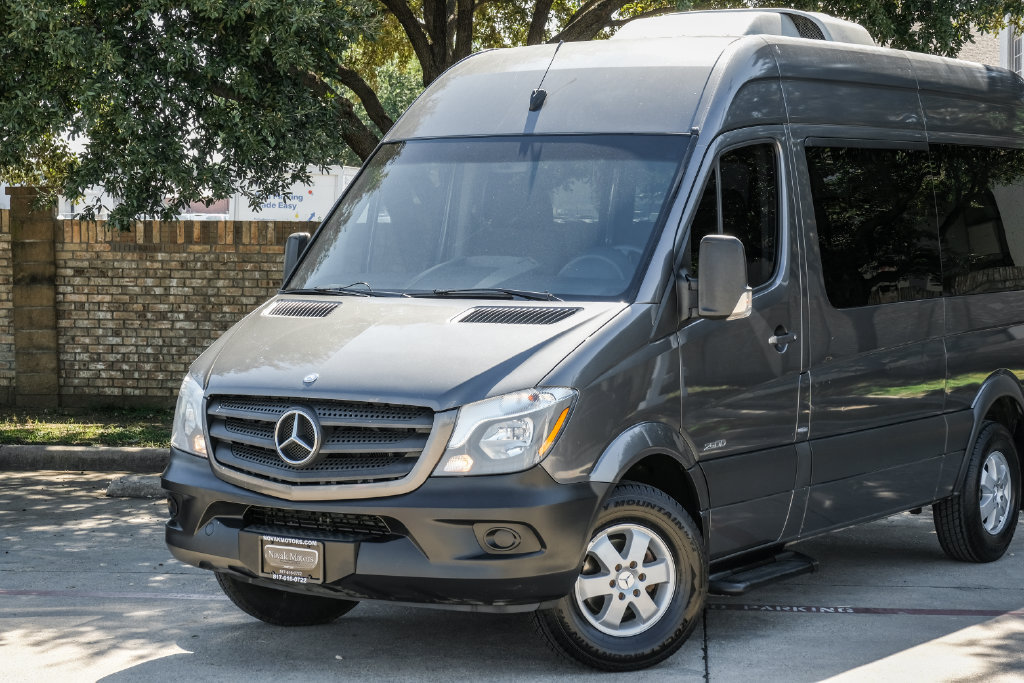 Used 2015 Mercedes-Benz Sprinter 2500 image 12