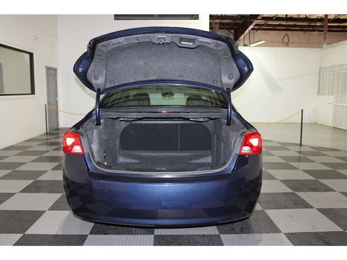 Used 2019 Chevrolet Impala LT image 17