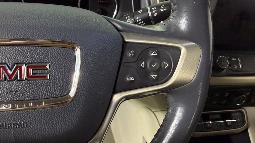 Used 2020 GMC Acadia Denali AWD/4WD image 21