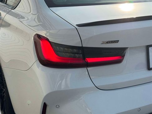 Certified 2025 BMW M3 Competition w/ M Carbon Exterior Package image 10