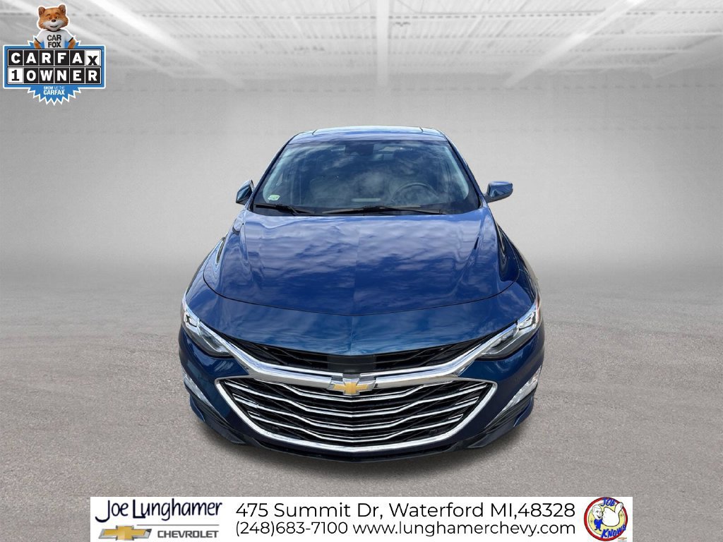 Certified 2019 Chevrolet Malibu Premier w/ Sun and Wheel Package FWD image 9