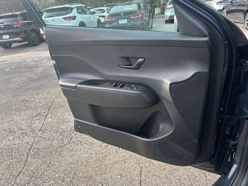 Used 2025 Hyundai Kona SEL image 20