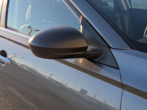 Used 2024 Nissan Altima 2.5 SV image 9