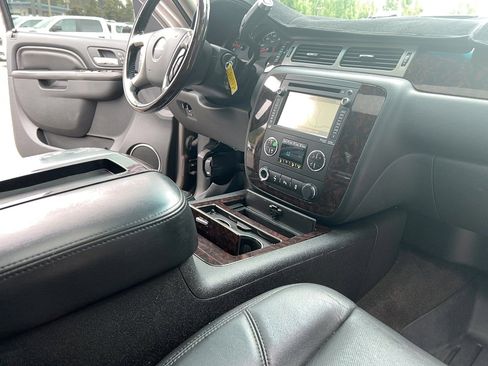 Used 2013 GMC Yukon Denali image 45