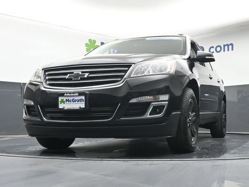 Used 2017 Chevrolet Traverse LT AWD/4WD image 6