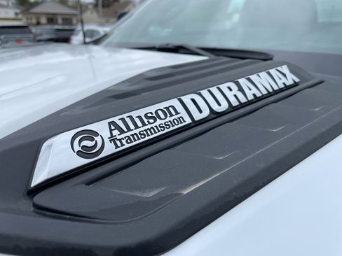 Used 2025 Chevrolet Silverado 3500 W/T w/ WT Convenience Package image 4