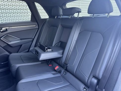 New 2024 Audi Q3 2.0T Premium image 10